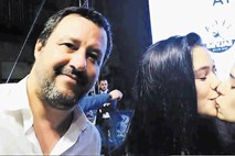Nepričakovan poljub ob Salviniju