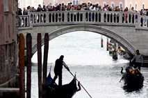Benetke ostreje nad nedostojne turiste in prostitutke
