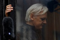 Švedska tožilka vložila uradno zahtevo za pridržanje Assangea 