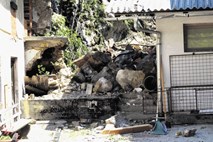 Skala je v sekundi uničila dom in gostilno v Podljubelju