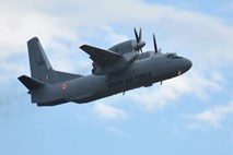 Izginilo indijsko vojaško letalo