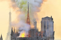 V Notre-Dame danes prva maša po aprilskem požaru