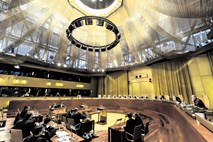 Slovenija bo sodišče EU prepričevala o dopustnosti tožbe