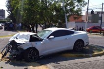 Nogometaš Seville povzročil hudo prometno nesrečo, v kateri sta življenje izgubili dve osebi