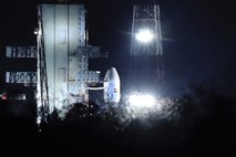 Indija preložila izstrelitev vesoljskega plovila proti Luni