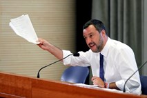 Tožilci v ruski aferi zaslišali Salvinijevega sodelavca