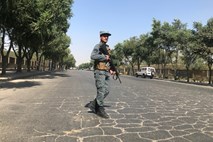 Več mrtvih v eksploziji v bližini kabulske univerze