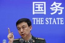 Kitajska sporoča, da se ne bo odpovedala uporabi sile za združitev s Tajvanom
