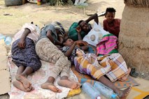 Na morju pred Jemnom od lakote umrlo več migrantov iz Etiopije