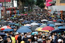 Na ulicah Hongkonga ponovno protivladni protesti 