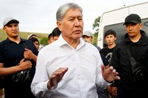 Specialne enote vdrle na posestvo bivšega predsednika Kirgizistana