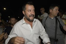 Salvinijeva Liga namerava vložiti nezaupnico proti Conteju