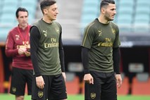 Özil in Kolašinac znova na treningu z Arsenalom