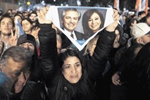 Nizka podpora predsedniku pretresla argentinsko gospodarstvo