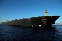 Iranski tanker na poti v Grčijo