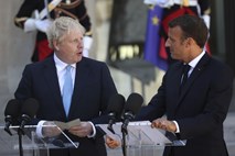 Macron: Rešitev za mejo na Irskem otoku bi lahko našli v enem mesecu