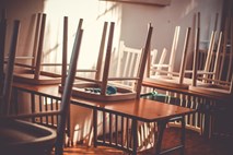 Na Kitajskem v napadu na osnovno šolo ubitih osem učencev