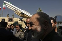 Iranski poveljnik zažugal morebitnim agresorskim državam