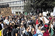 Podnebni štrajk: “Okoljska kriza je razredni boj”