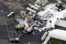 Nesreča muzejskega letala v Connecticutu zahtevala najmanj sedem življenj