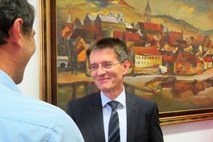 Rektor mariborske univerze na sestanku s predstavniki Sviza o spornih izplačilih
