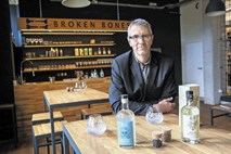 Borut Osojnik,  destilarna Broken Bones: Sedemdeset odstotkov džina pokupijo turisti