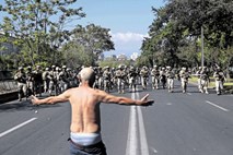 Čile: V “oazi miru” je na ulice prišla vojska