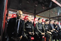 Zinedine Zidane v strahu za svojo službo