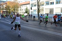 Kenijka Kiturjeva z novim rekordom ljubljanskega maratona