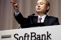 Softbank zaradi investicij v startupe z največjo četrtletno izgubo doslej