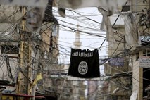 Turčija v Nemčijo izgnala še dve domnevni pripadnici IS