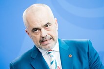 Albanski premier: Ne pošiljate več hrane in zdravil, čas je za denar