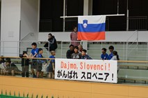 Slovenske rokometašice na Japonskem oblegane na vsakem koraku