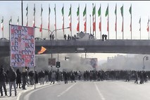 ZDA: Med protesti v Iranu morda ubitih več kot 1000 ljudi