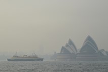 Vzhod Avstralije zavit v strupen dim