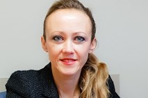 Poslanka Lidija Ivanuša iz SNS prestopila v poslansko skupino SDS