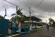 #video Tajfun Phanfone na Filipinih zahteval več smrtnih žrtev 