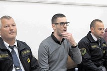 Divja vožnja po Mariboru: v zapor ne more, na zatožni klopi trpi duševne stiske