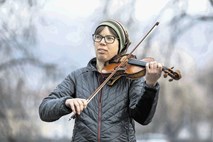 Barja Drnovšek, violinistka: »Učimo se med seboj poslušati«