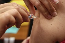 Pod pobudo za ukinitev obveznega cepljenja že 5000 podpisov