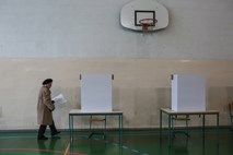 Prednostni glas šele na rednih volitvah, na predčasnih bi volili še po starem