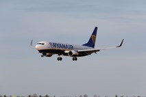 Prepoved za letala 737 max zavira rast Ryanaira