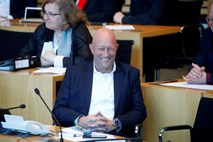 Kandidat nemških liberalcev presenetljivo novi ministrski predsednik Turingije