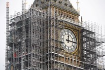 Račun za obnovo znamenitega Big Bena vse višji