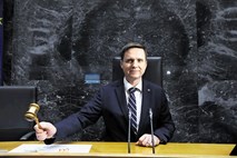 Novi predsednik državnega zbora je Igor Zorčič