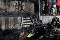 Na Lezbosu v požaru umrl šestletni otrok
