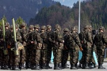 Za pogodbene rezerviste Slovenske vojske v tednu dni več kot 200 prijav