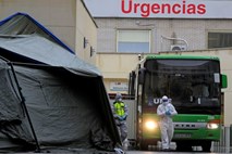 Število okužb s koronavirusom v ZDA preseglo 190.000, v Srbiji 1060 okuženih, med umrlimi tudi državni sekretar
