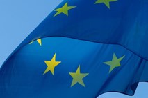 Vrh EU brez preboja glede strategije za okrevanje po pandemiji, v maju konkretni predlogi Bruslja