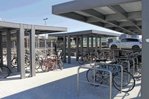 Dva tisoč novih parkirnih mest za  kolesa
